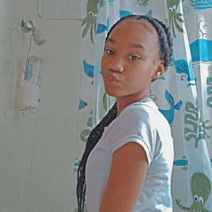 Meet your Posher, Kori